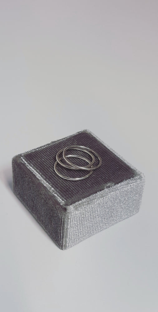 Set of 3 sterling silver midi rings